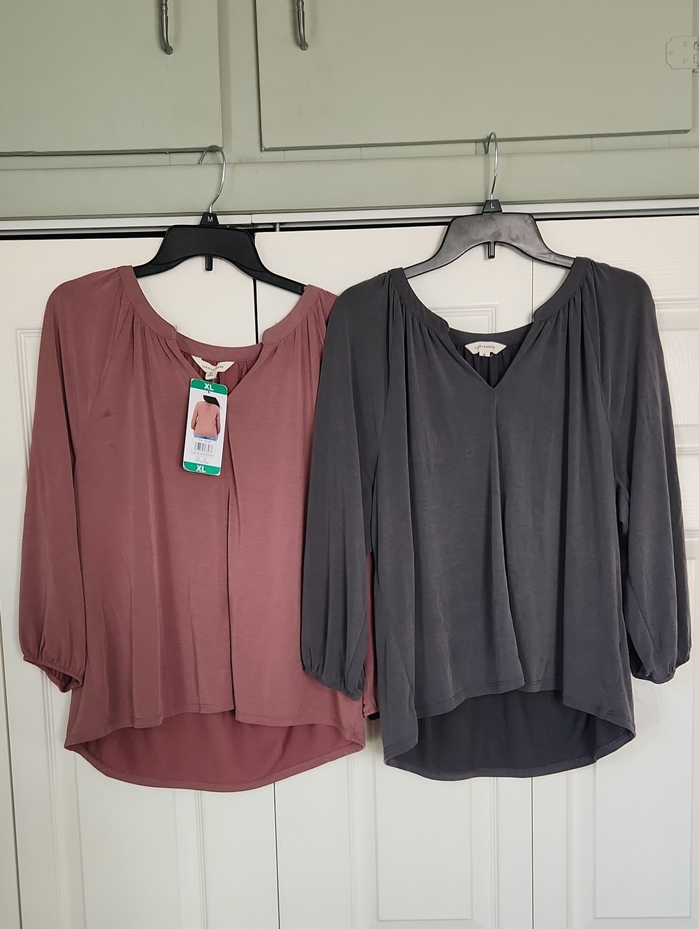 Lucky Brand V-Neck Dressy Top Lot Rose and Charcoal